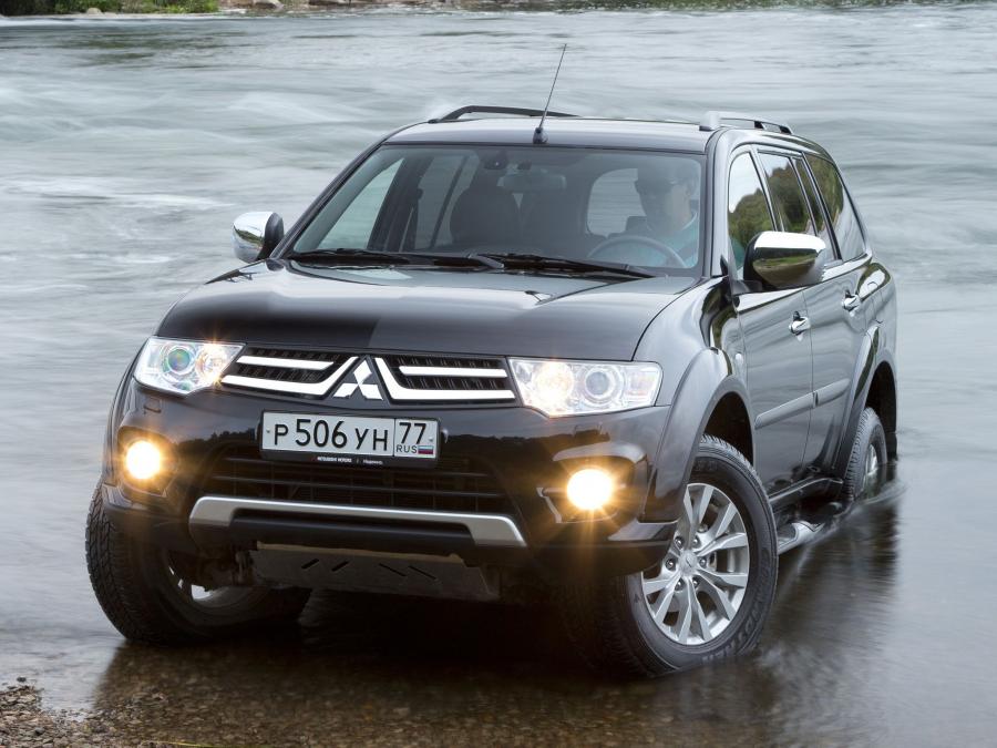  Mitsubishi Pajero Sport 2013 года  (фото 14 из 34)